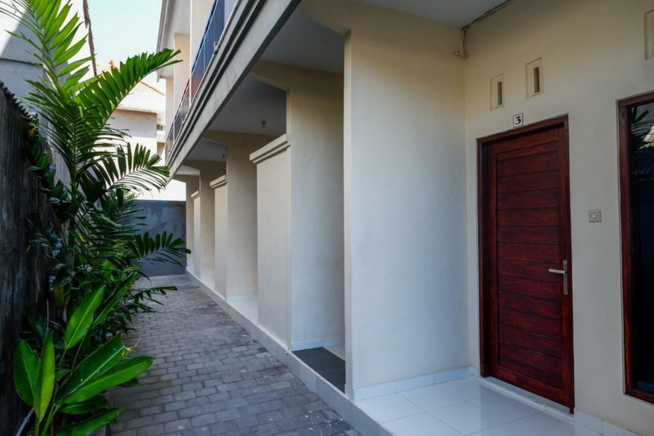 Reddoorz Near Mertasari Beach Denpasar Eksteriør billede